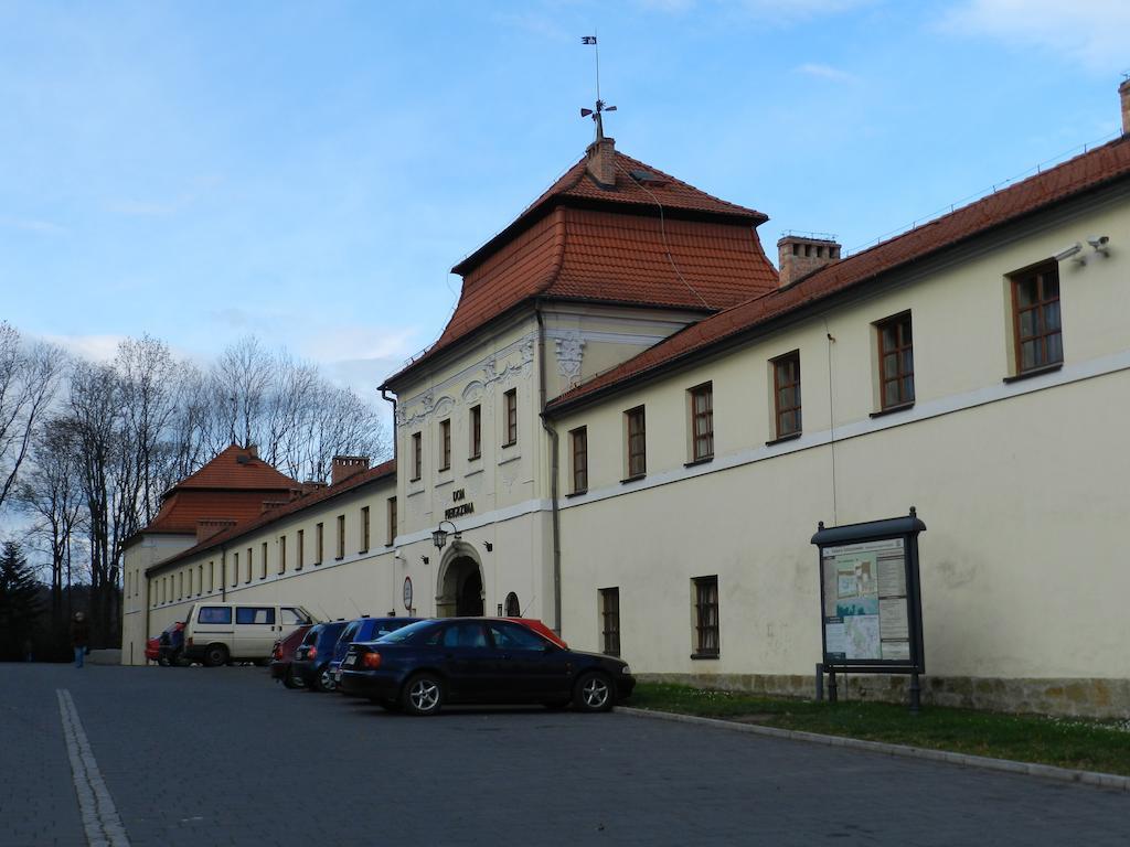 Dom Pielgrzyma Hotel Kalwaria Zebrzydowska Exterior foto